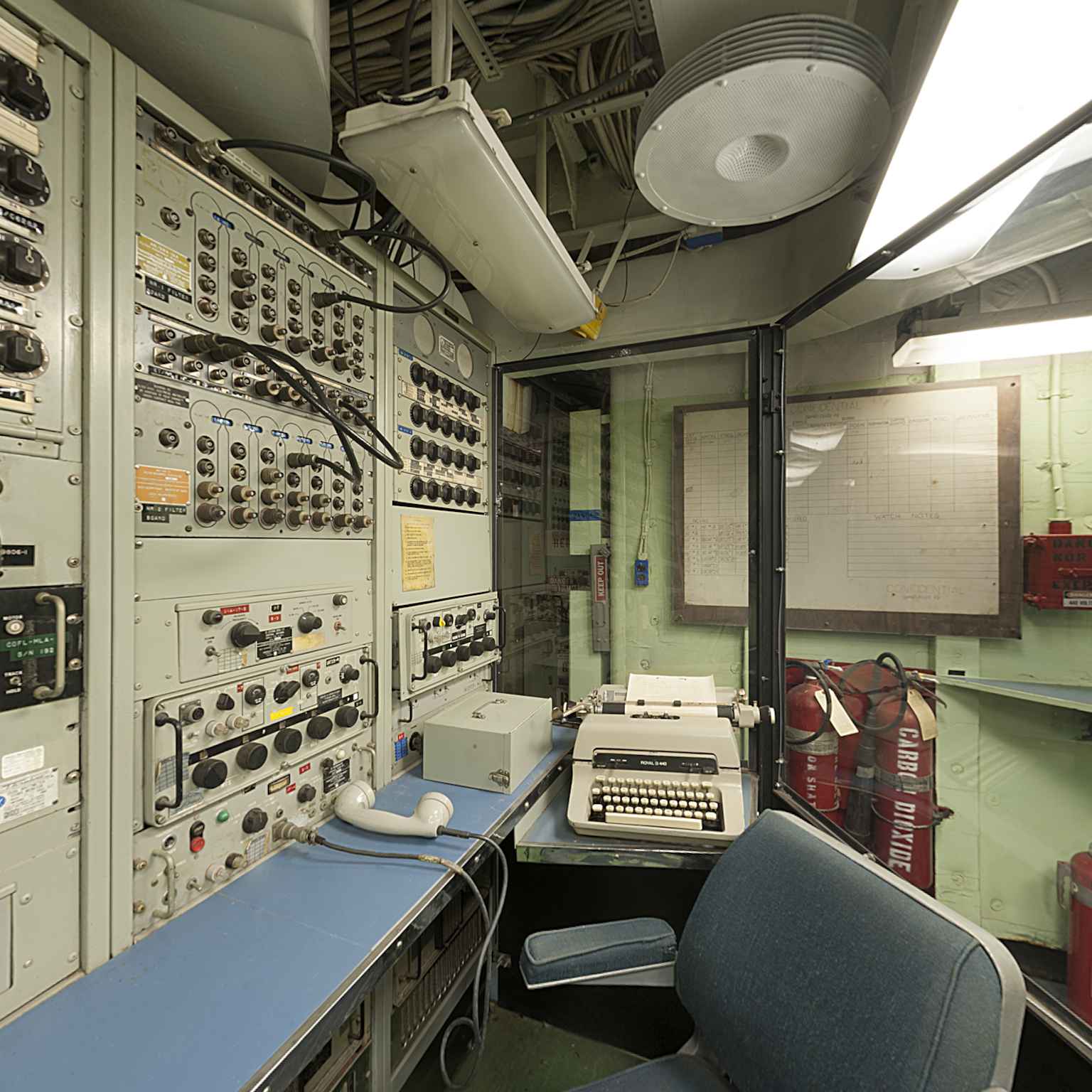 radio_room_1